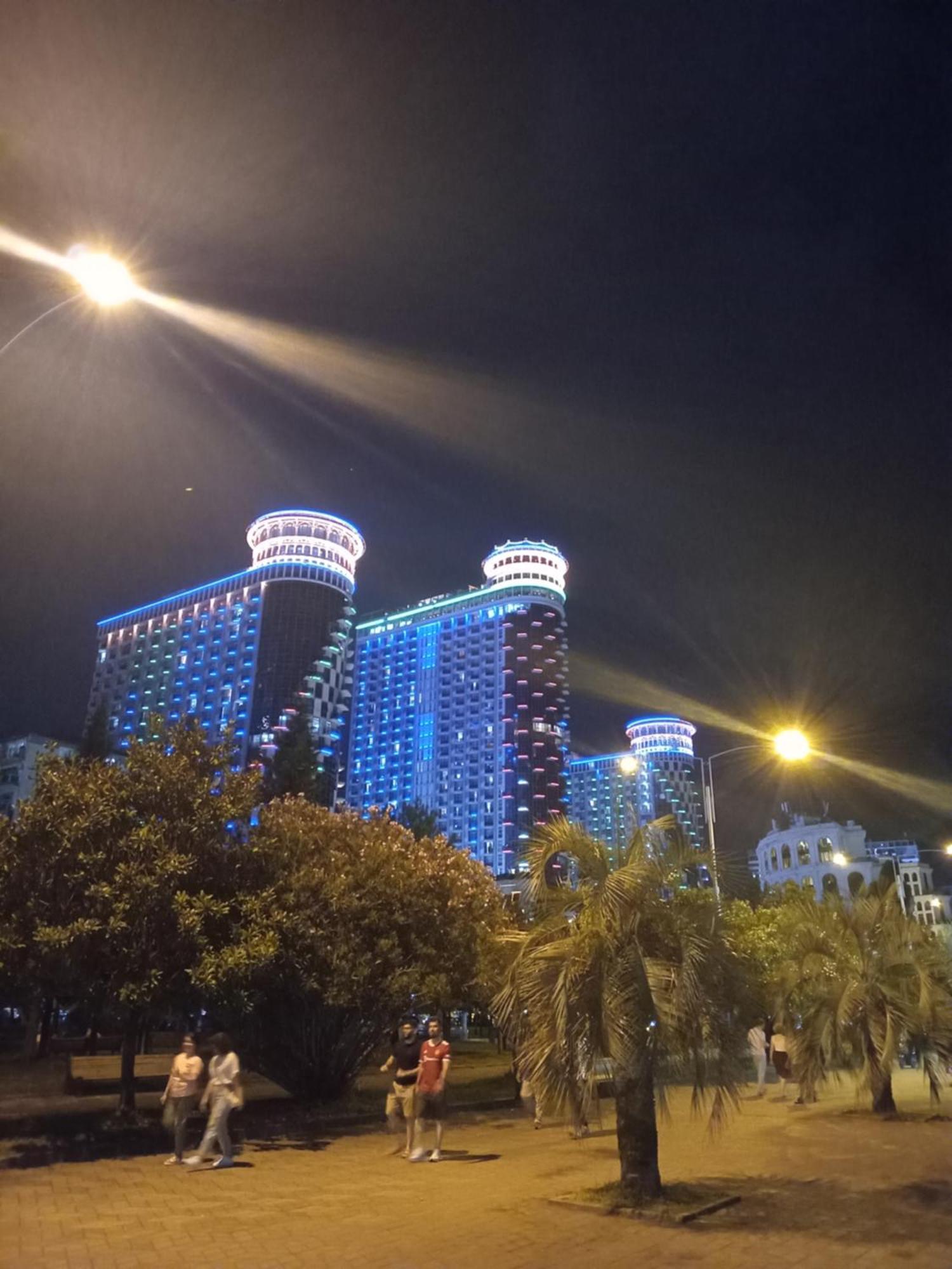 Orbi Batumi Apart Hotel Sea View Экстерьер фото